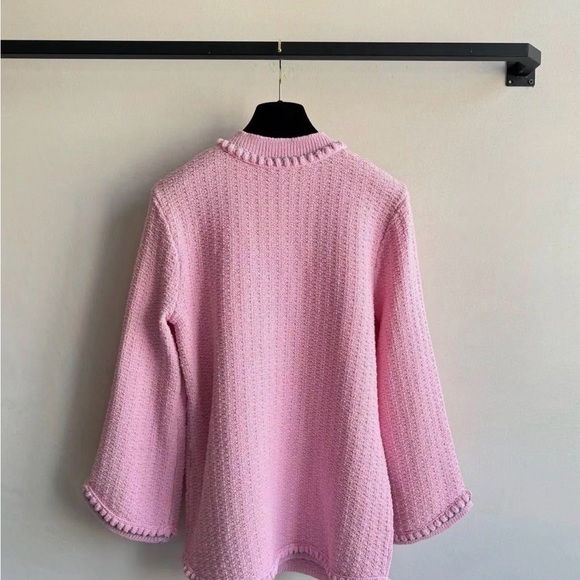 Brand new Chanel separates perfect for Easter! - Picture 9 of 11